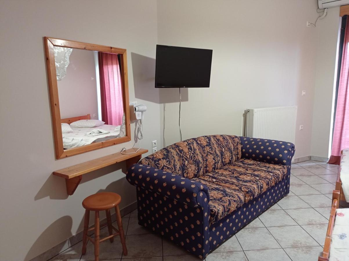Nikolitsa Apartments Glyfada  Экстерьер фото