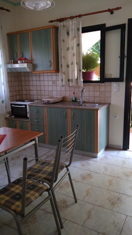 Nikolitsa Apartments Glyfada  Экстерьер фото