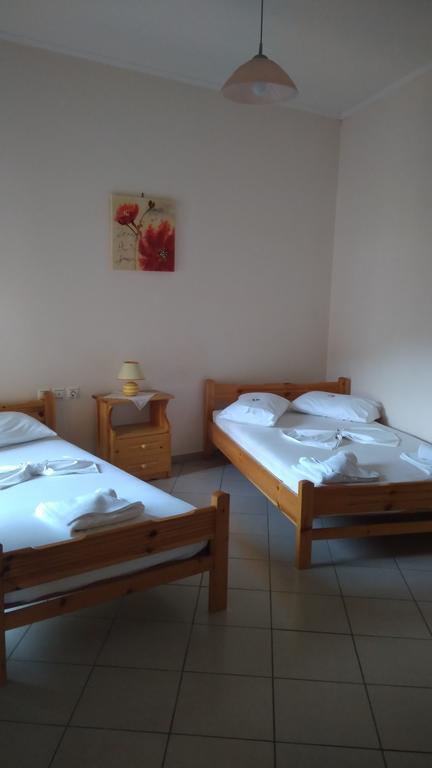 Nikolitsa Apartments Glyfada  Экстерьер фото